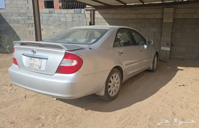 للبيع كامري 2004 المممشى 400 الف مكينه جربكس على الشرط 0