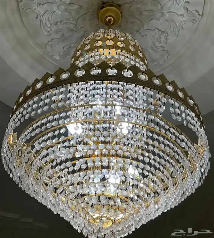 ثريا للبيع نظيفة جدا 0