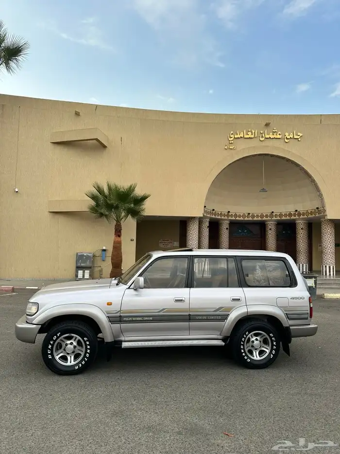 لاندكروزر في اكس ار ليمتد مخزن 1997 5