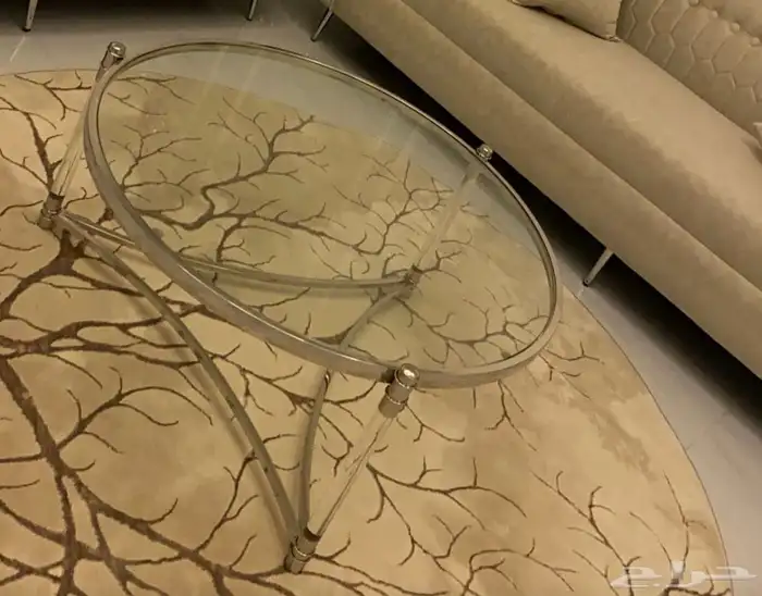 لوحة وطقم طاولات 0