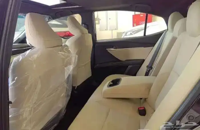 كامري 2025 لون اسود LE فتحة سقف ( اقل سعر) 3