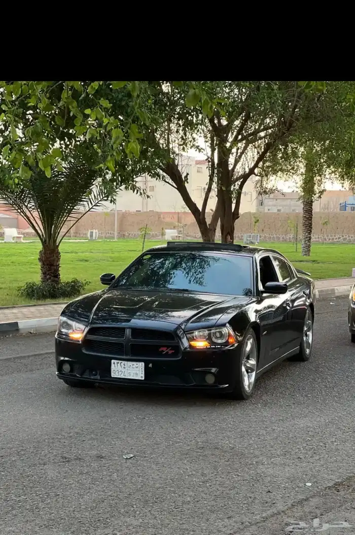دودج تشارجر v8 11