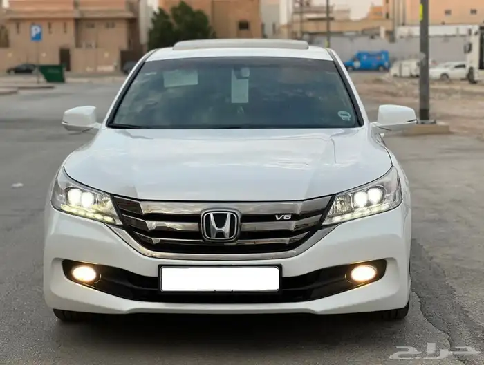 هوندا اكورد 2015 فل كامل V6 19