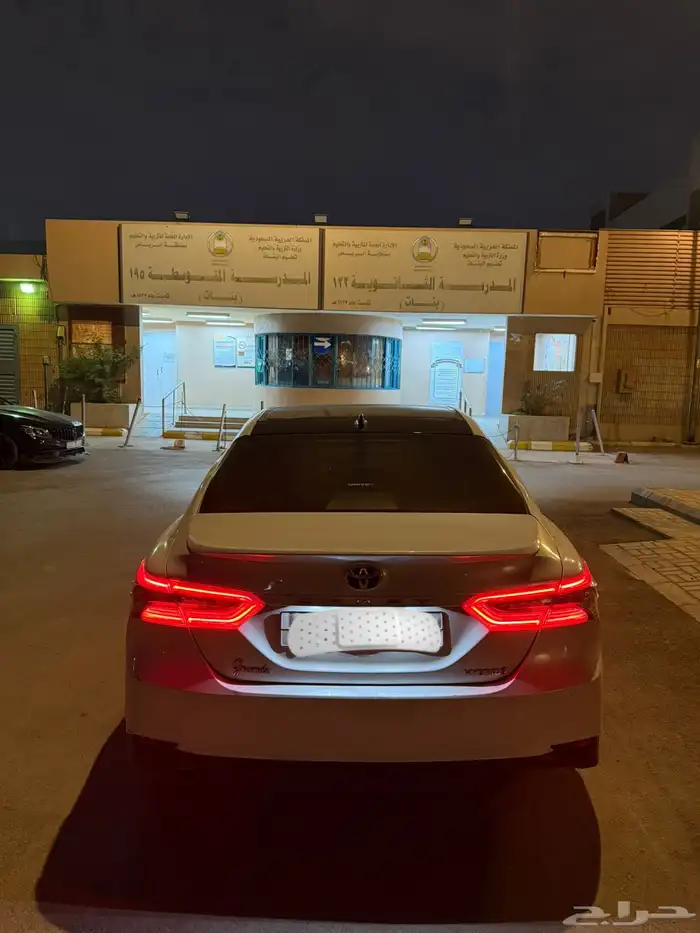 كامري قراندي 2022 هايبرد 2