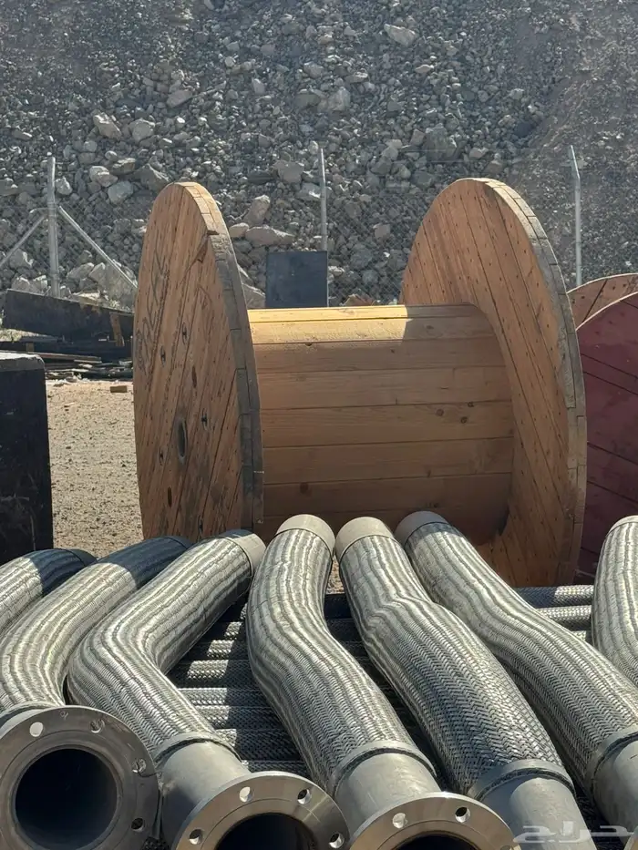 كرفانات للبيع  كونتيرنات  كيابل  سقالات  حديد   لوحة كهرباء 5