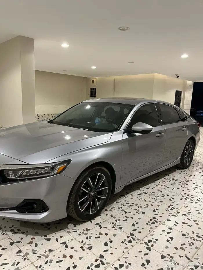 هوندا أكورد ممشى قليل 1