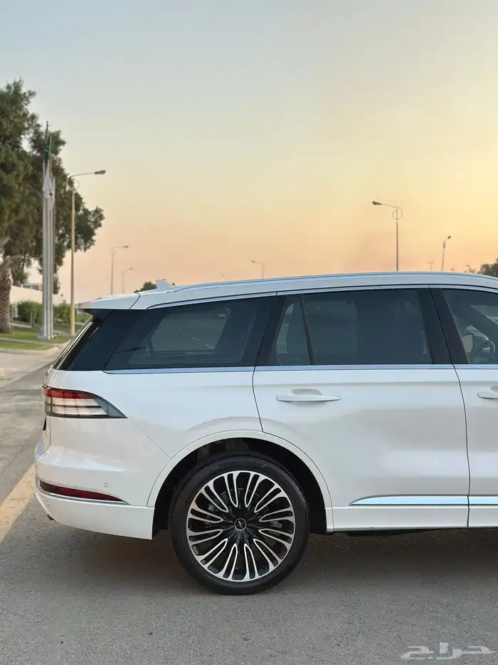 لنكولن افياتور 2021 برزدنشال 10