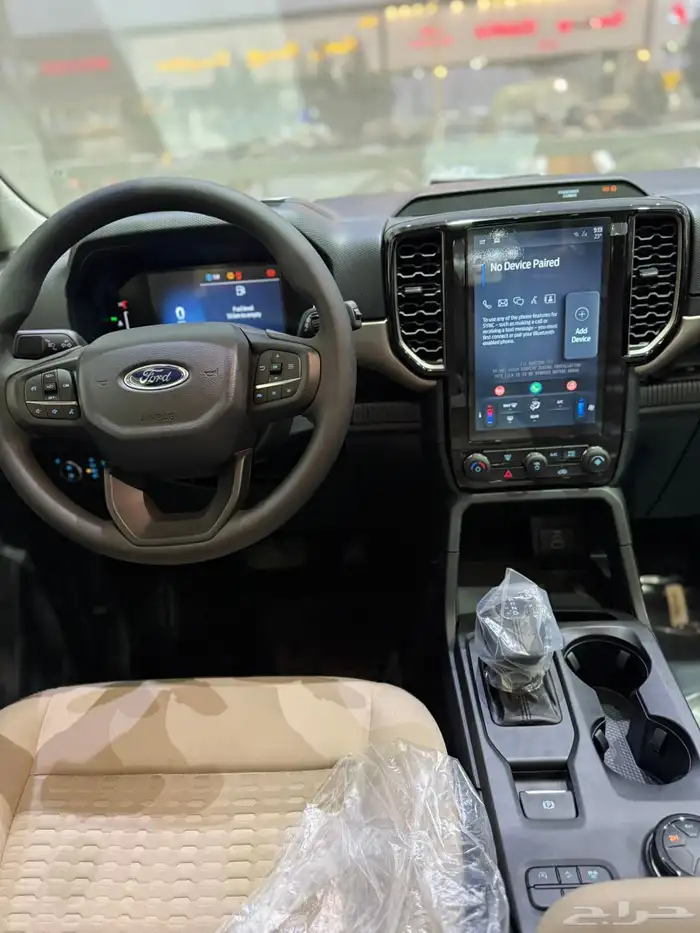 عرض خاص فورد ايفرست XLS موديل 2025 بنزين بطاقه جمركيه 10