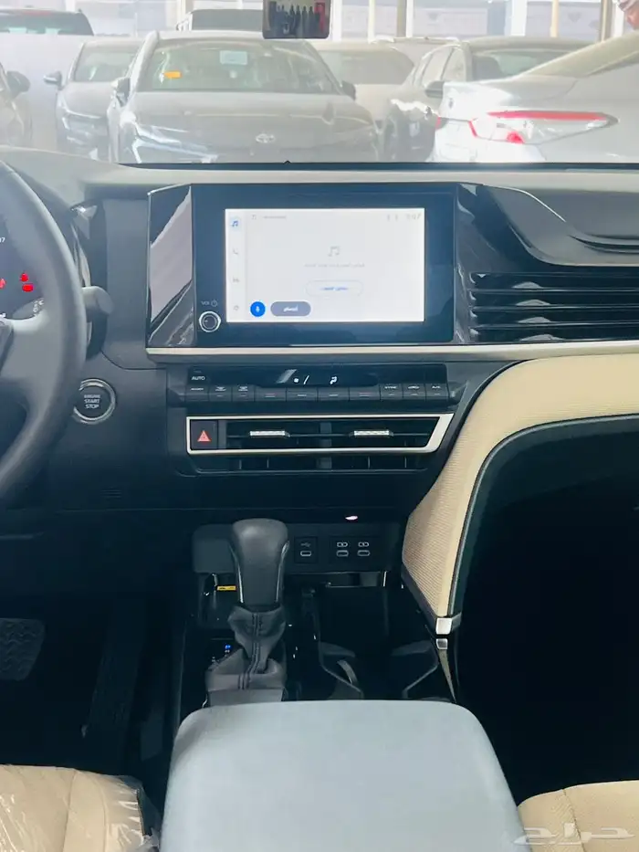 تويوتا كامري LE 2025 6