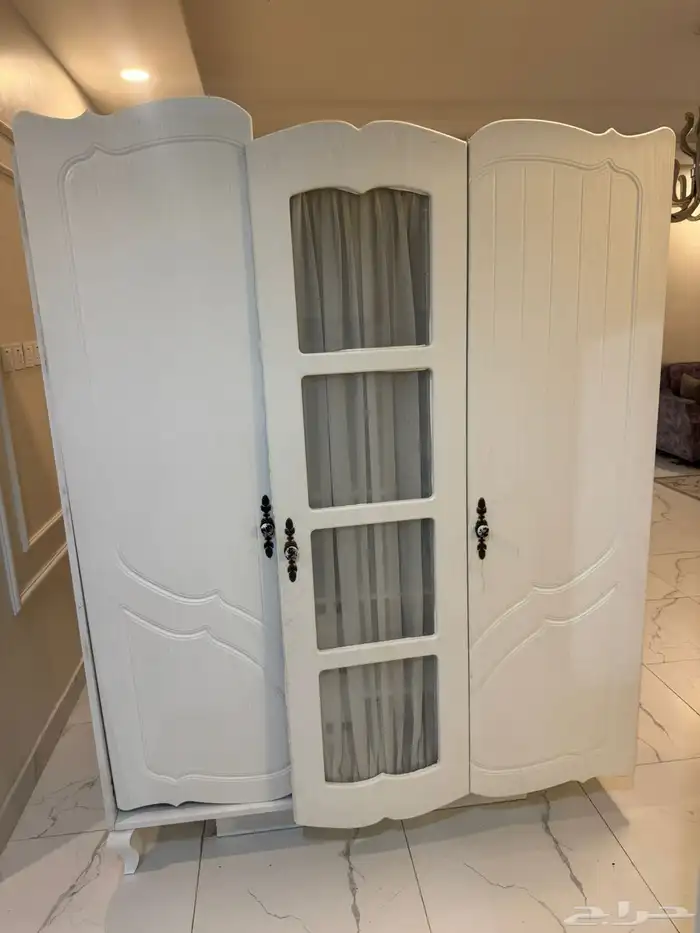 دولاب ملابس شبه جديد استخدام 3 اشهر 3