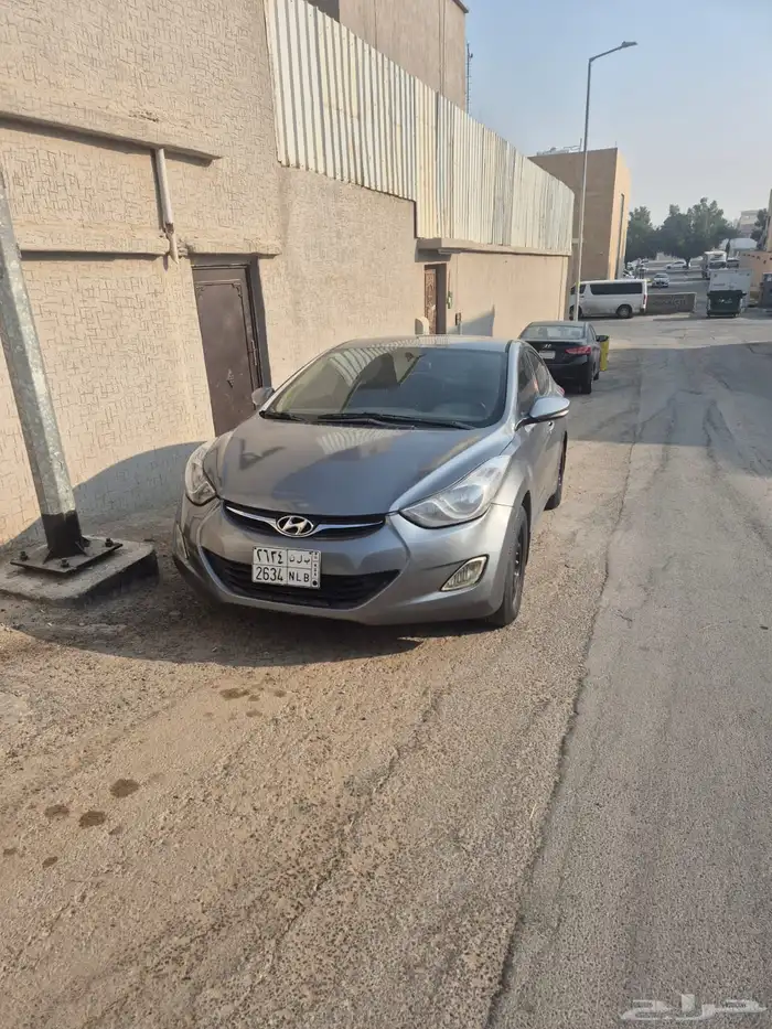 هيونداي إلنترا XLT موديل 2013 نظيفه 0