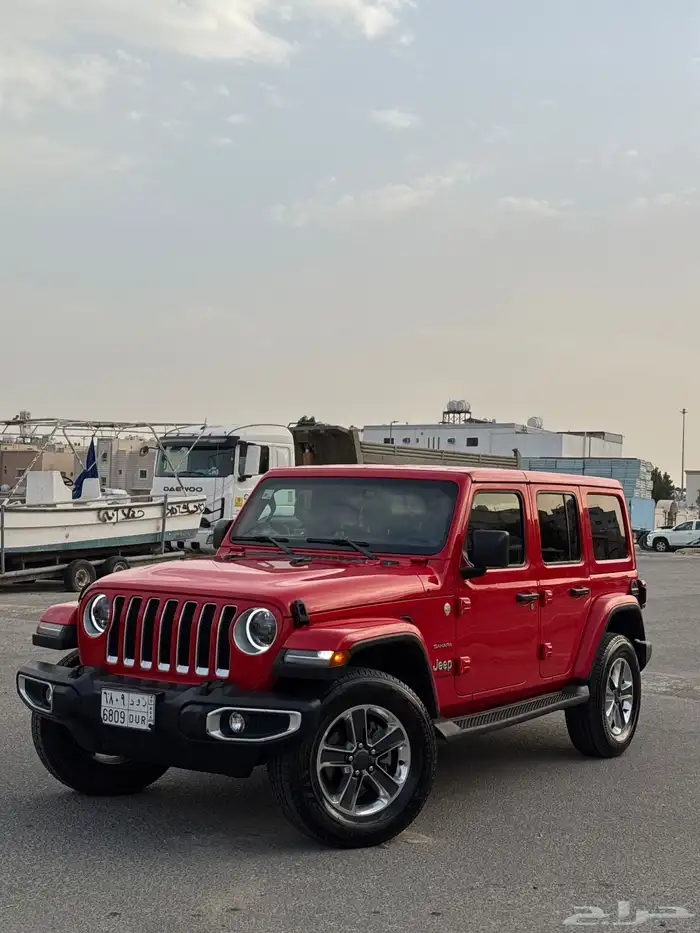 جيب رانجلر 2023 صحارى 7