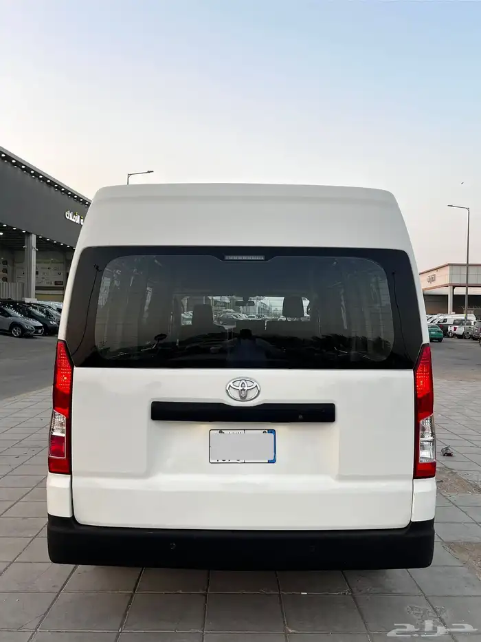 تويوتا باص سقف مرتفع 2021 ديزل للبيع 4