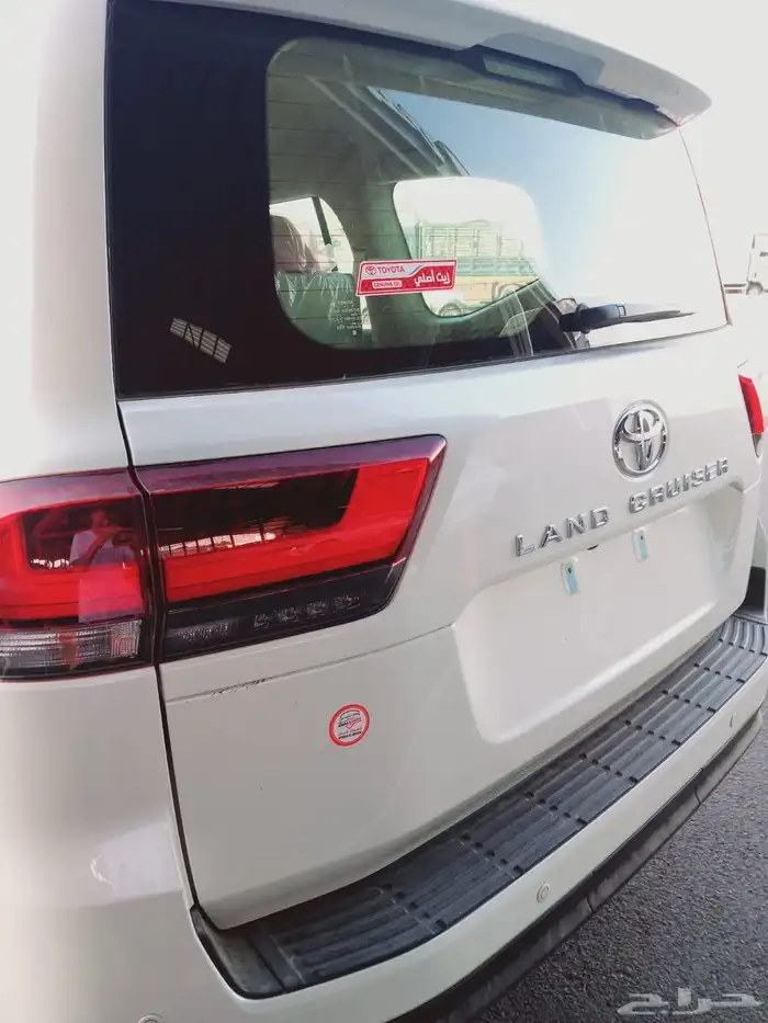 تويوتا لاندكروزر جي اكس GX ديزل 2024 اصفار 5