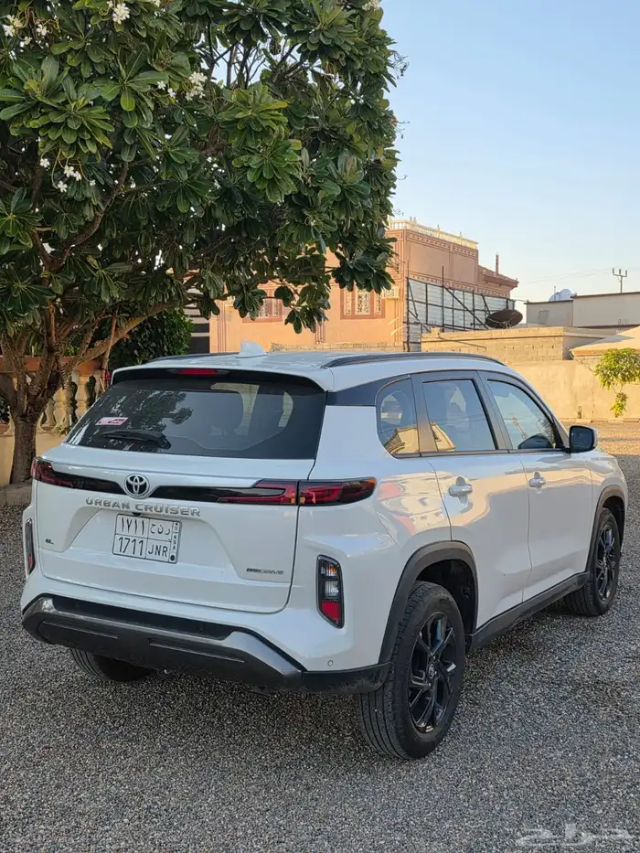 تويوتا اوربان كروز 25 ممشى قليل 3