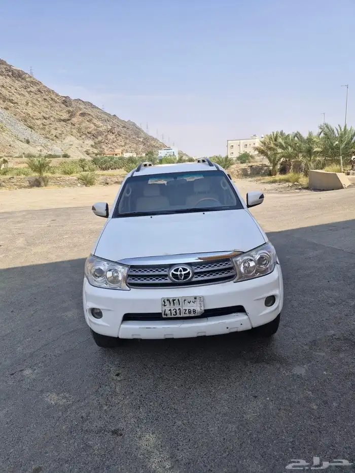 تويوتا جيب فورتشنر 3