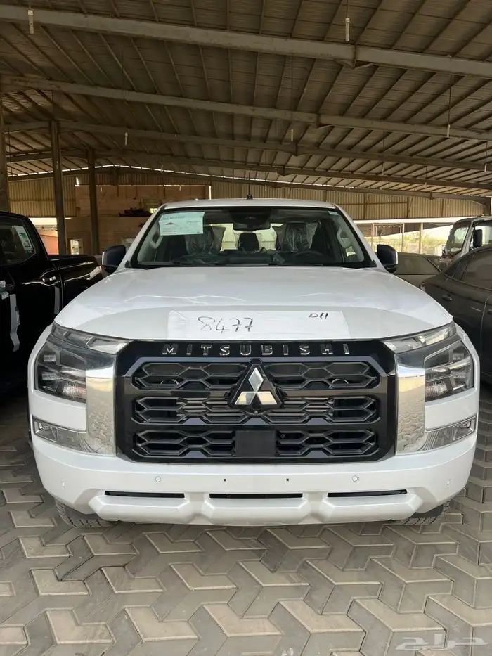 ميتسوبيشي غمارتين 2024 L200 فل كامل GLS باقل الاسعار 3