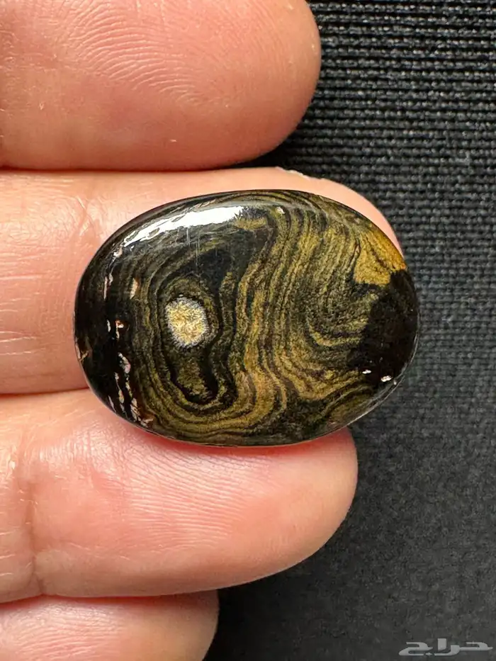 فص سلطاني عين نوادر اصفر واسود 10