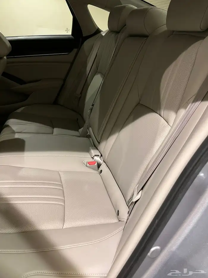 هوندا أكورد ممشى قليل 7