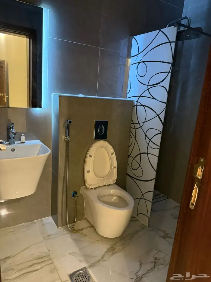 شقة للايجار 3 غرف وصالة ومطبخ راكب بحى الكوثر بجدة 5