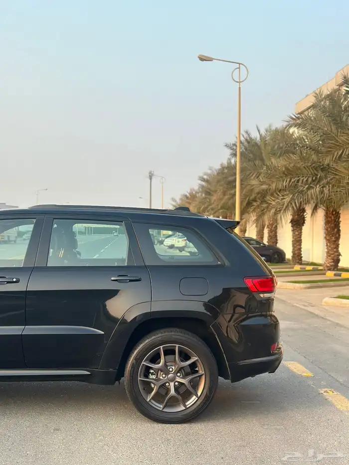 جراند شيروكي 2020 فل S 9