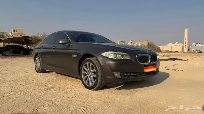 للبيع بي ام دابليو 530i موديل 2013 14
