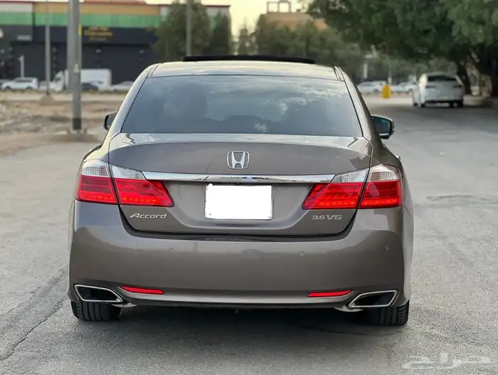 هوندا اكورد 2015 V6 4