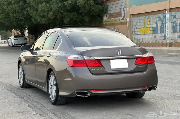 هوندا اكورد 2015 V6 3