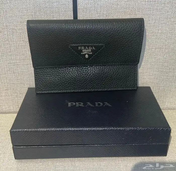 محفظة برادا Prada wallet 2