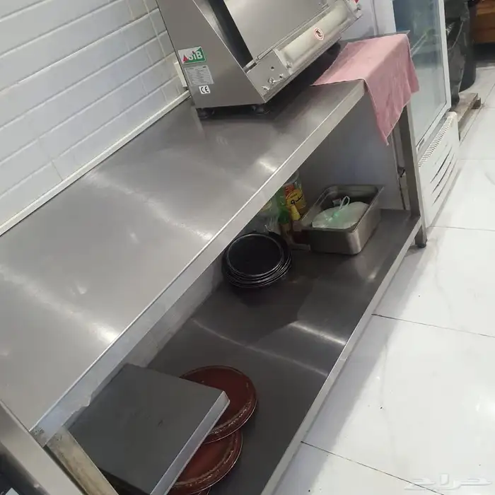 مطعم شاورما بيتزا وفطاير 13