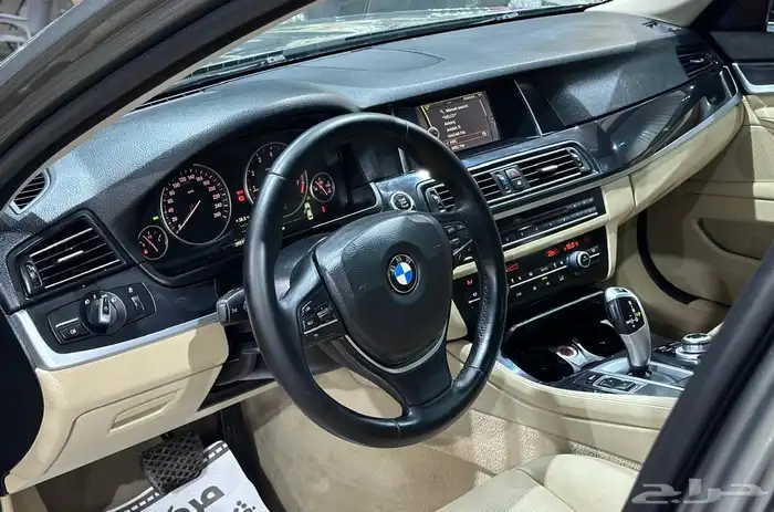 بي ام دبليو i520 موديل 2015 11