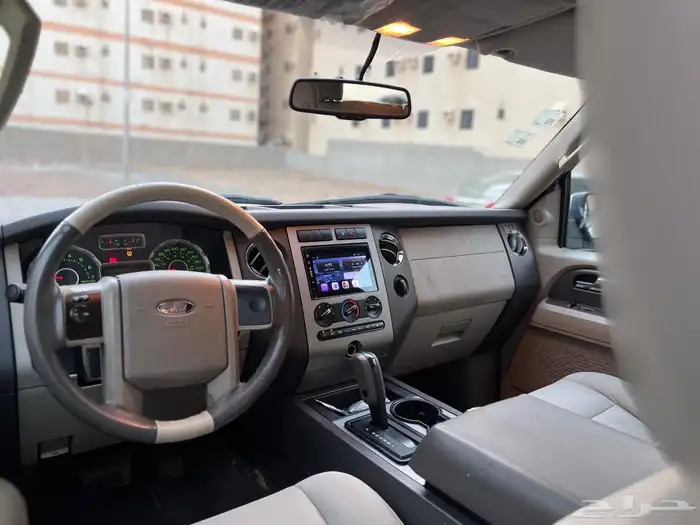 فورد اكسبديشن 2012 سعودي نظييف 13