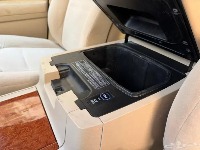 لاندكروزر 2015 GXR3 فل كامل وكاله بريمي 17