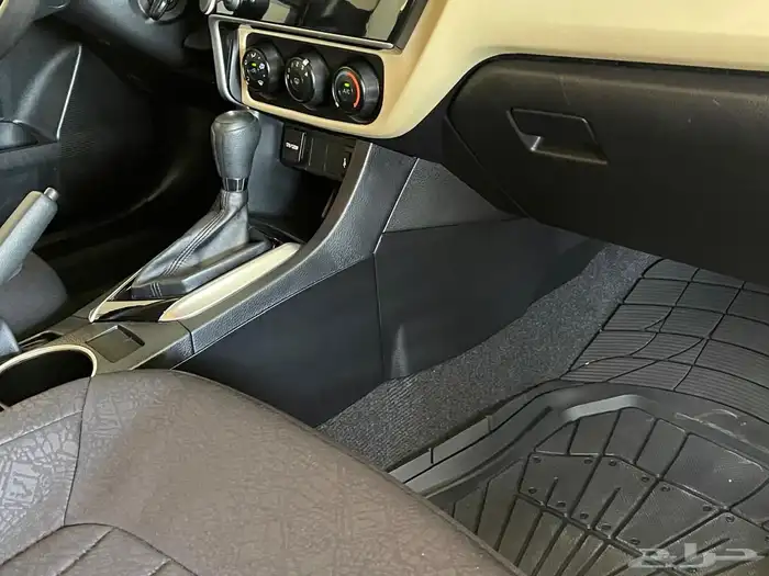 للبيع كورلا موديل 2017 بحالة الوكاله 23