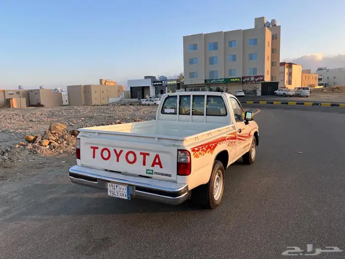 هايلوكس غمارة 2002 4