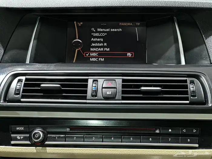 بي ام دبليو i520 موديل 2015 21