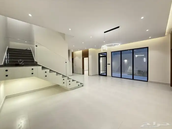 فيلا روعة للبيع 4