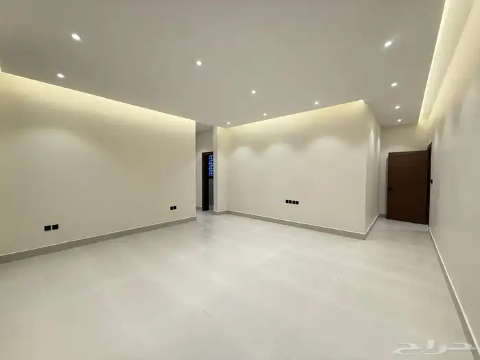 فيلا روعة للبيع 24