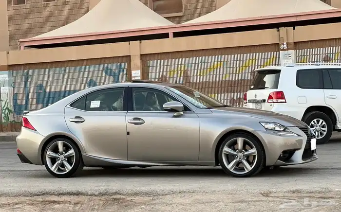 لكزس IS350 2015 2