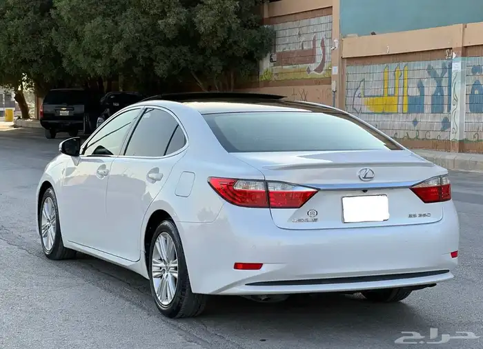 لكزس ES350 2015 فل كامل 14