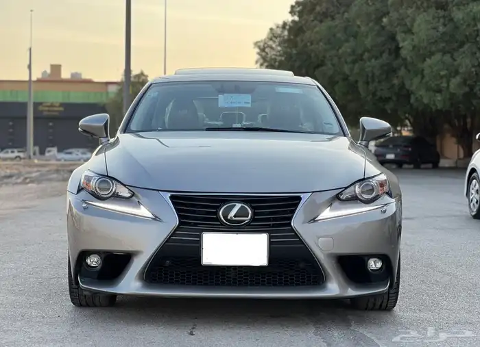 لكزس IS350 2015 14