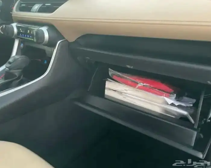 تويوتا راف فور قمة النظافه ممشى قليل 21