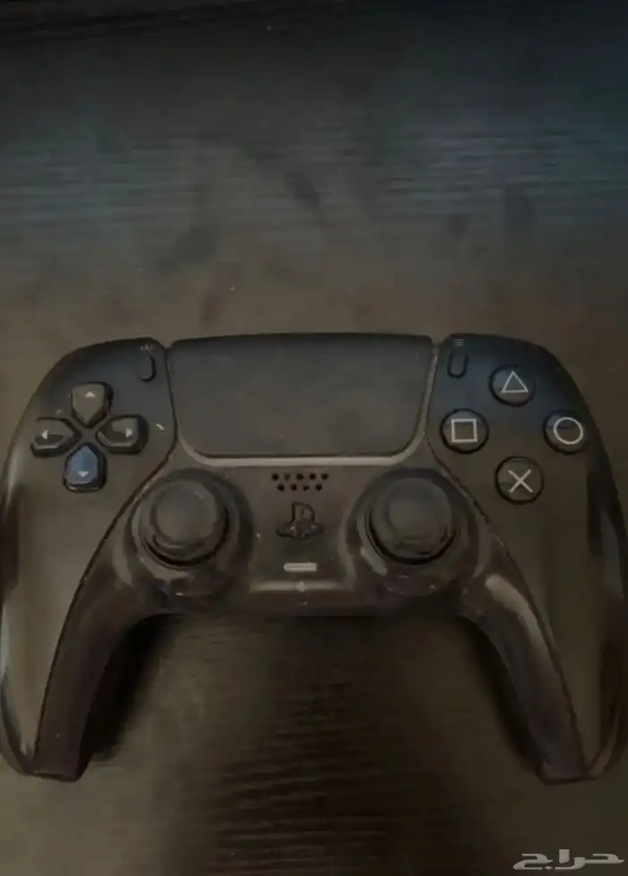 يد للبيع خربان فيها مدري ال r2 او القير السعر 100 ريال 0