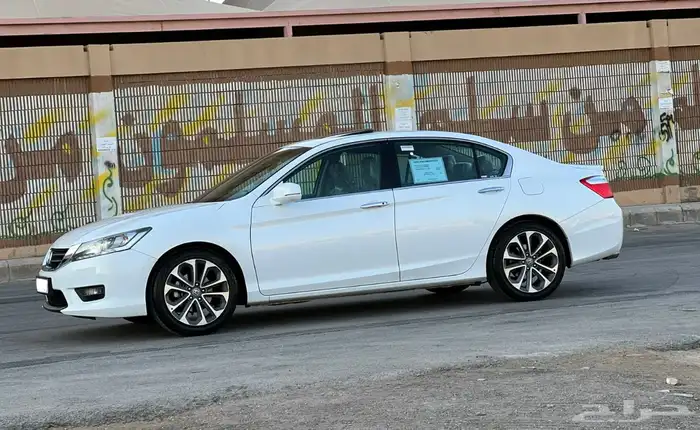 هوندا اكورد 2014 فل كامل V6 15