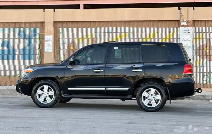لاندكروزر GXR 2012 V8 16