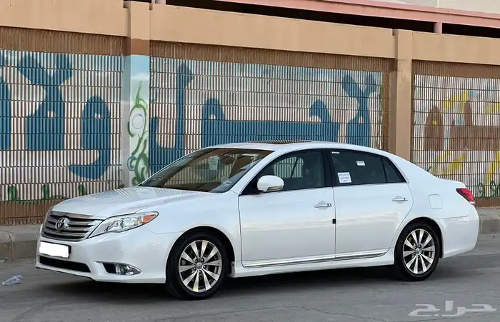تويوتا افالون 2011 سعوديه 1
