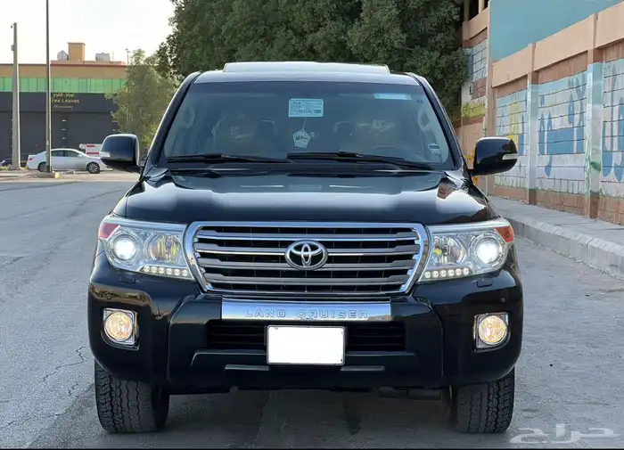 لاندكروزر GXR 2012 V8 0