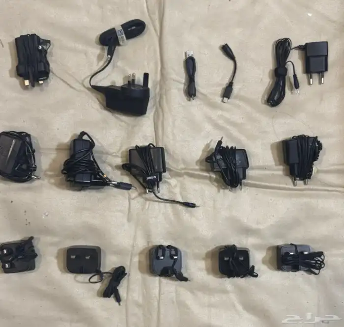 للبيع شواحن نوكيا الأصليه جديده لم تستخدم أبدآ 0