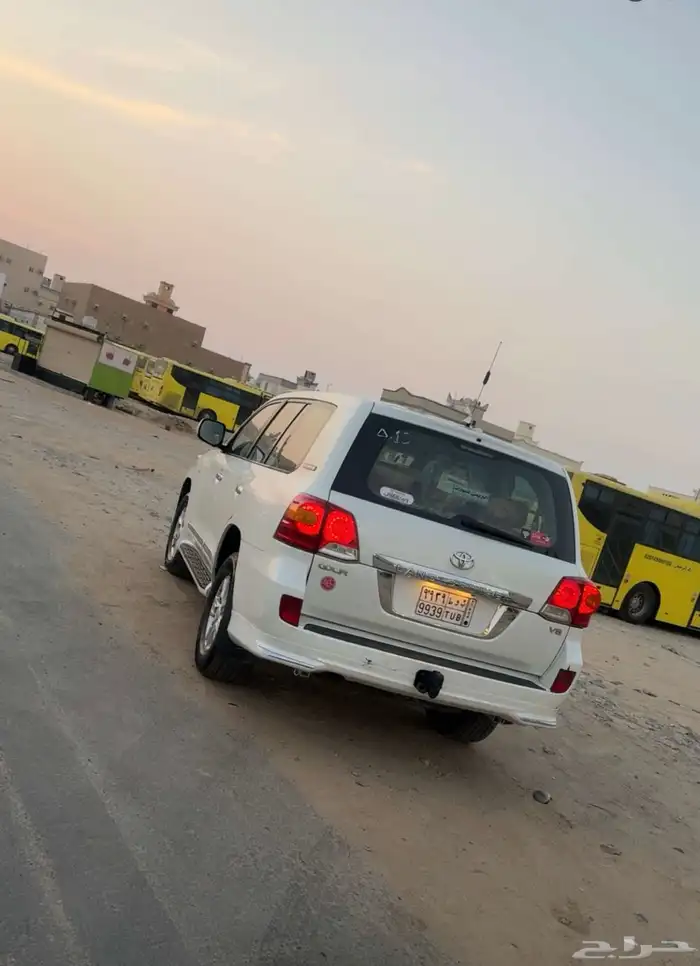 لاند كروزر 2011 للبيع 2