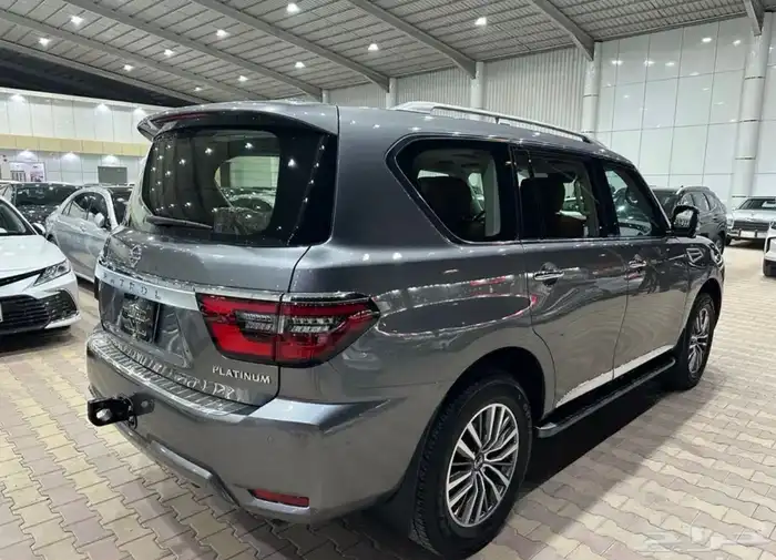 نيسان بترول بلاتينيوم موديل 2021 فل كامل نظيف 18